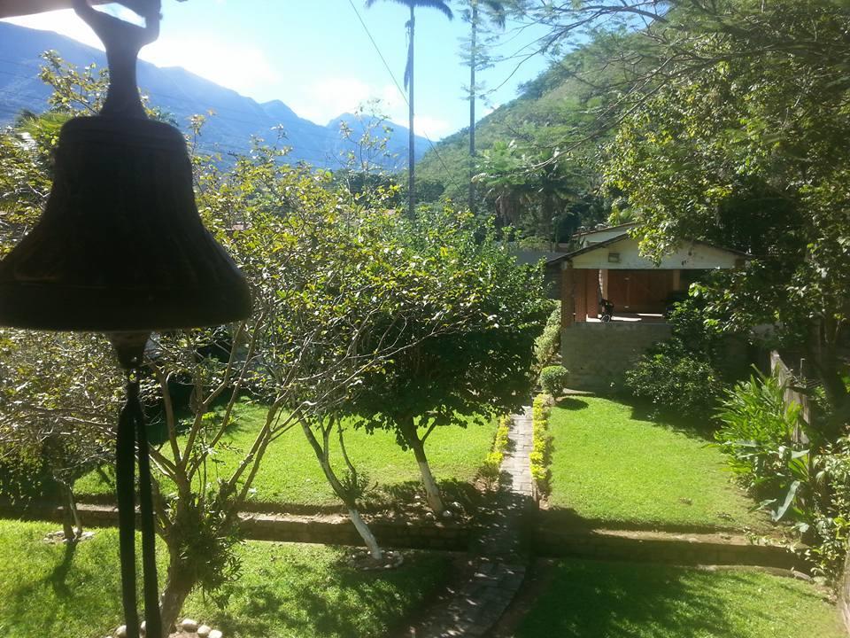 Отель Sitio Cantinho Da Paz Кашуэйрас-ди-Макаку Экстерьер фото